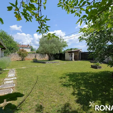Laurus Ex Majoli Villa Marici (Sveta Nedelja)