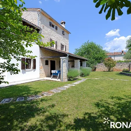 Laurus By Istrian Country Marici (Sveta Nedelja)